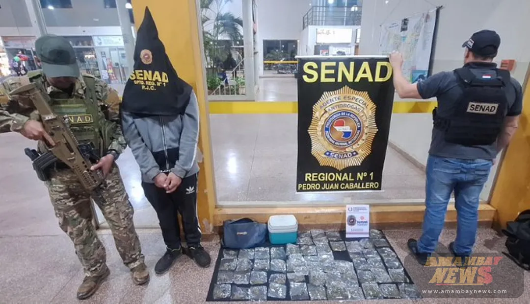 Detienen a pasajero que viajaba con droga para su distribución en la terminal de ómnibus de PJC