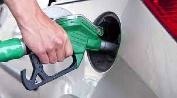 Inminente suba del precio de combustibles