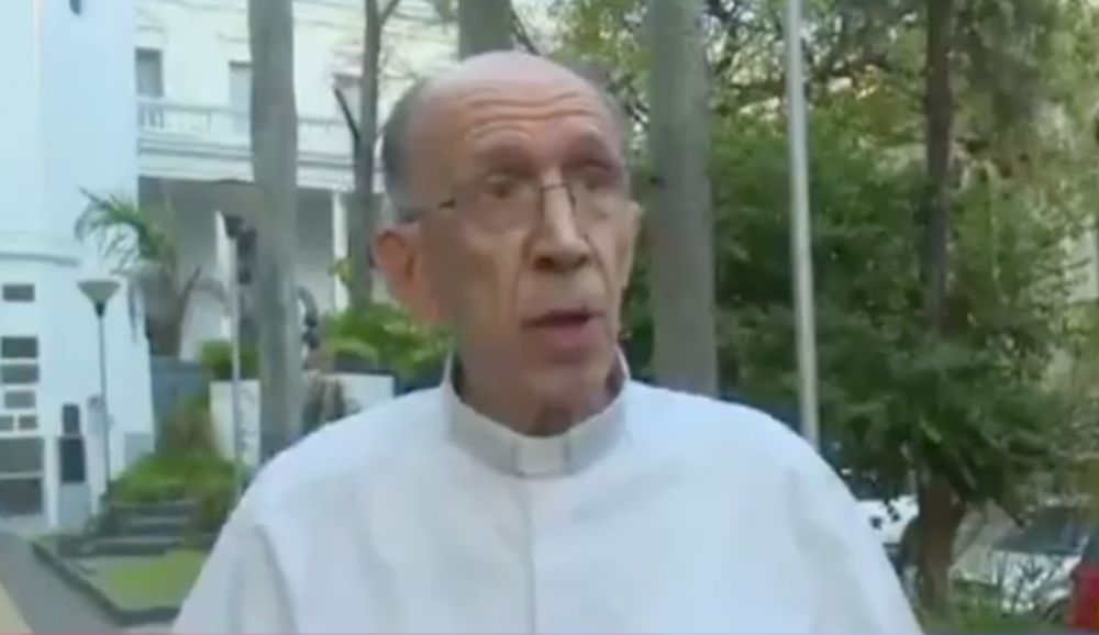 Respuesta a padres: "si no les gusta el colegio, que se busquen otro"