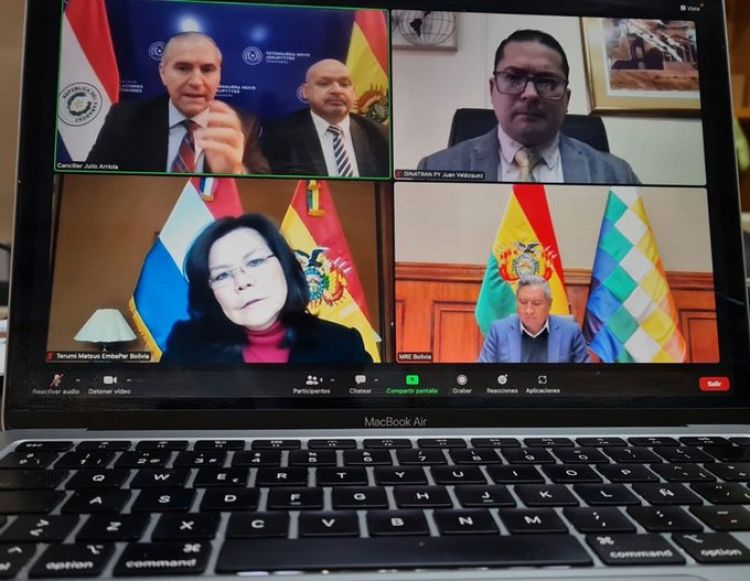 Paraguay y Bolivia restablecen servicio internacional de transporte terrestre de pasajeros