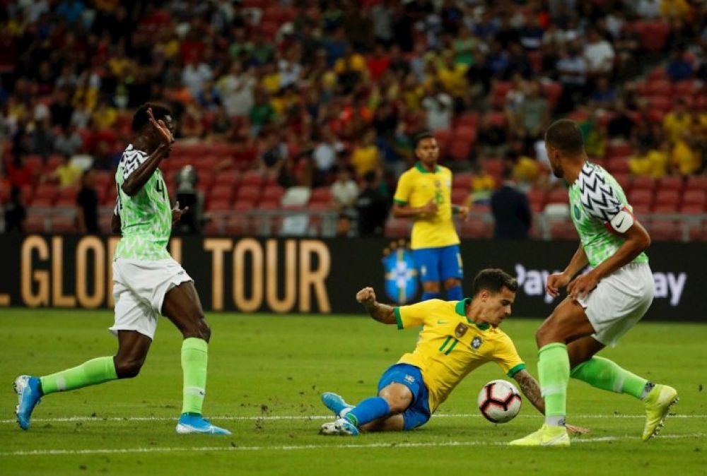 Brasil no pasa de un agrio empate con Nigeria