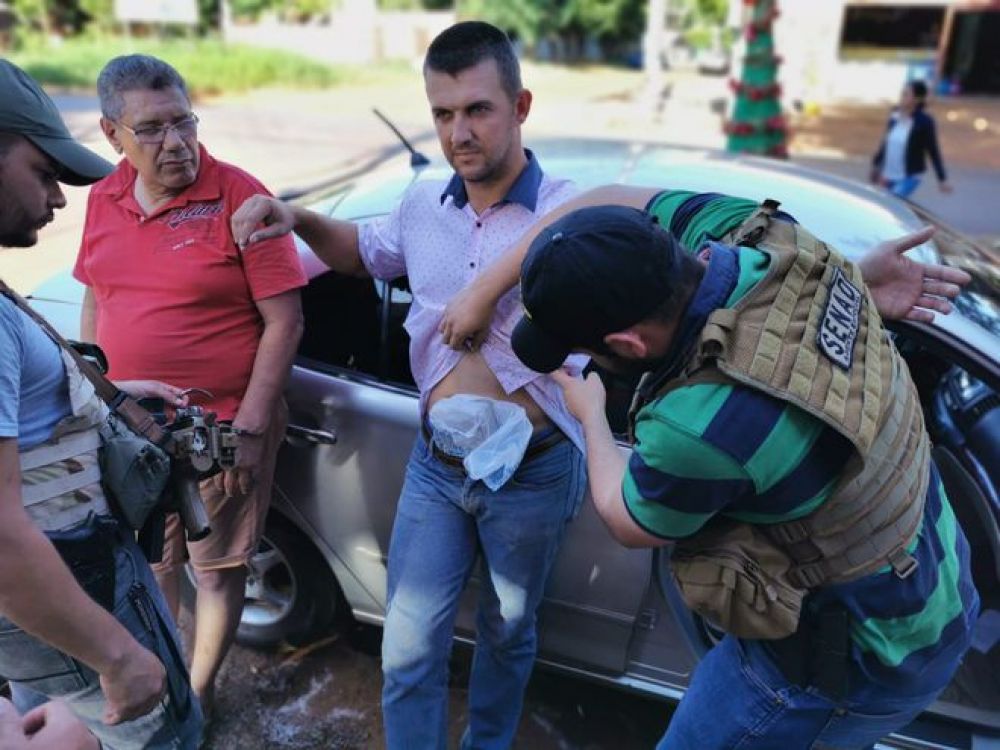 Detienen a paraguayo y boliviano con cocaína en Ciudad del Este