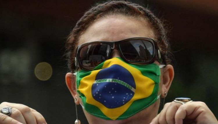 Brasil registra 494 muertes por Covid-19 en 24 horas, dice Salud