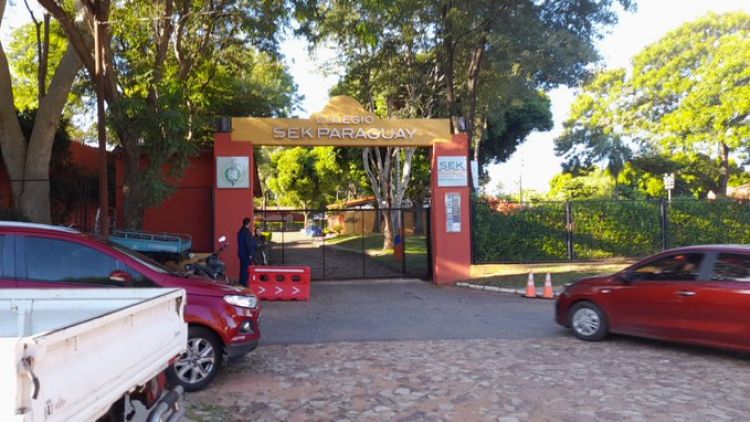 Colegio de Lambaré retorna gradualmente a la normalidad