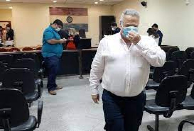 Defensa de Óscar González Daher pide absolución en el juicio oral y público