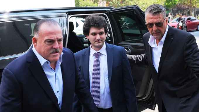 Tribunal de EE. UU. envía de vuelta a prisión al fundador de FTX
