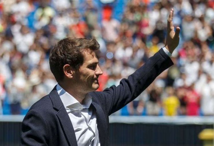 Iker Casillas vuelve al Real Madrid con un puesto en la Fundación
