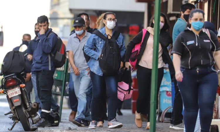 Unas 200 mil personas ya se inscribieron para las vacunaciones de mañana y el domingo