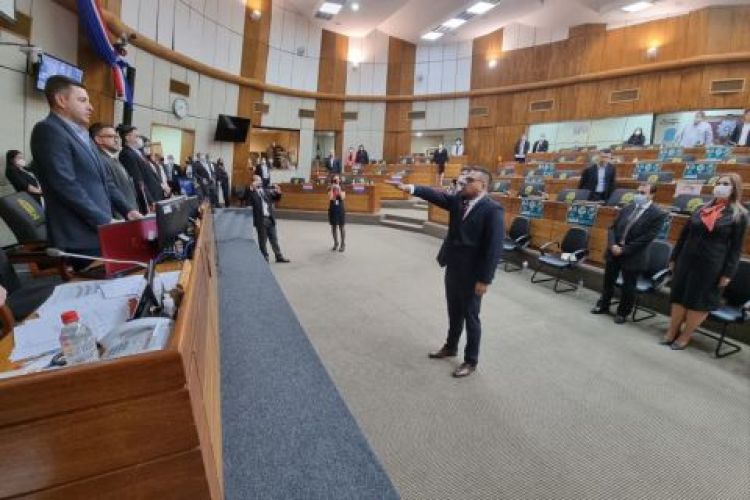 Defensor del Pueblo, Miguel Godoy, volvió a jurar como tal ante la Cámara de Diputados