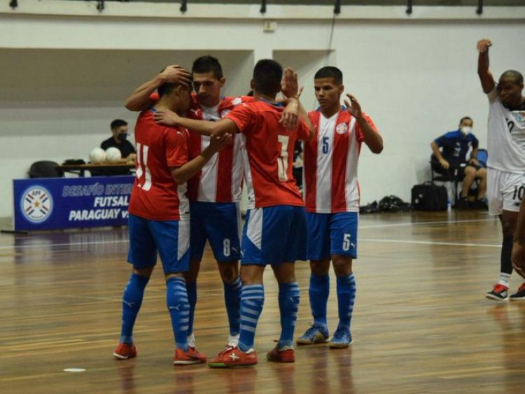 Paraguay triunfa ante Panamá