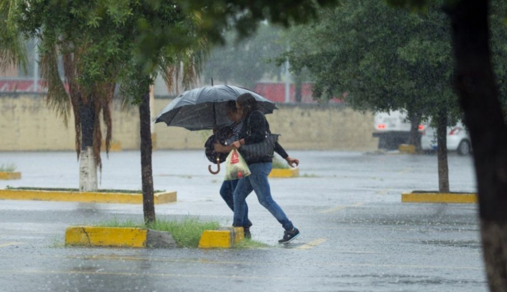 Martes fresco a cálido y con lluvias
