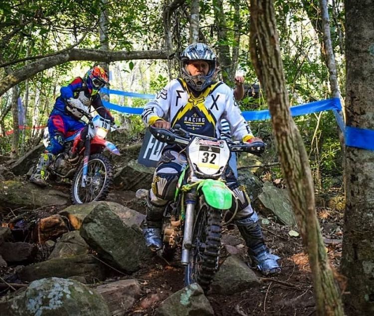 Todo el gran show del Enduro visita el circuito de Piribebuy