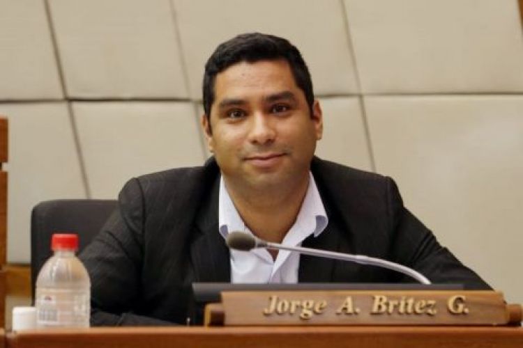 Diputados vuelven a frenar delirios del esteño Brítez
