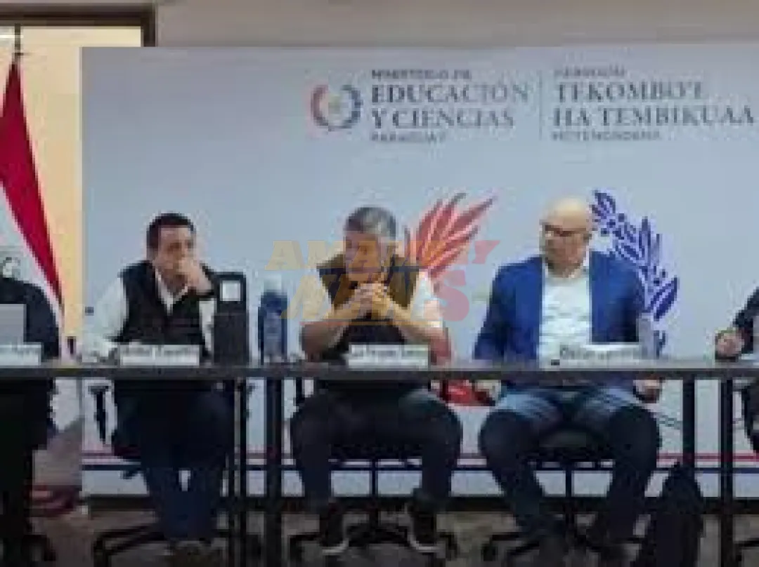 Docentes mantienen movilización tras reunión sin acuerdo con el MEC