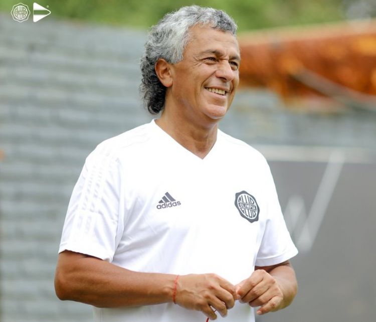 Tinelli confiesa su devoción particular por el Pipo, quien estaría dispuesto a dejar Olimpia por San Lorenzo