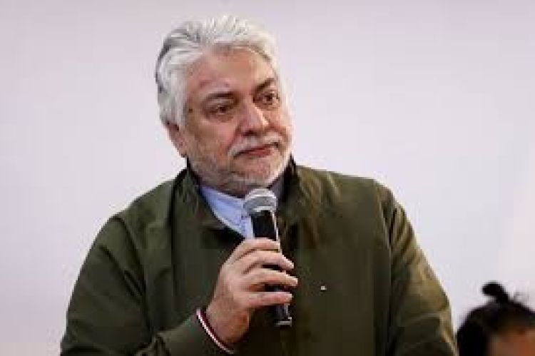 Fernando Lugo sufrió una descompensación y fue llevado a un sanatorio privado
