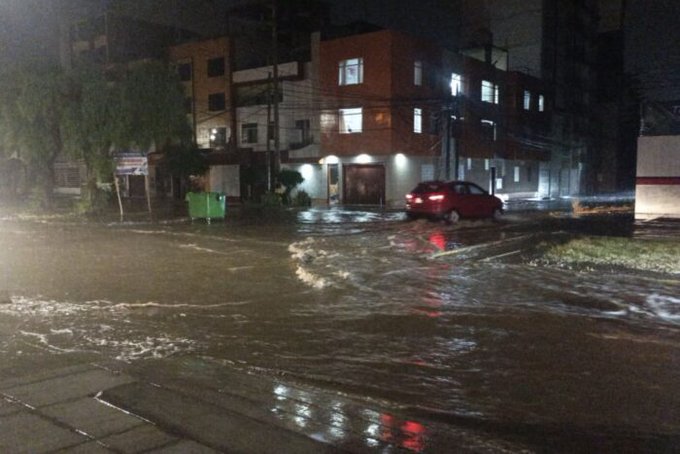 Anuncian un domingo con lluvias y tormentas eléctricas