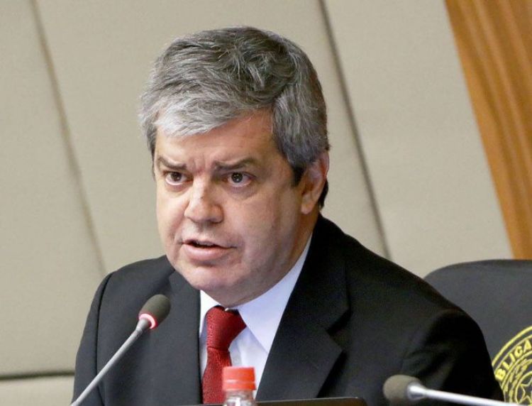 Vacunación VIP de Gusinky no debe quedar impune, dice Riera