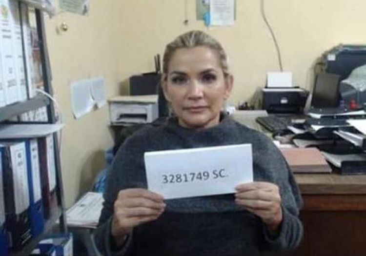 La expresidenta ez y sus exministros ingresan a la crcel para cumplir su detencin preventiva
