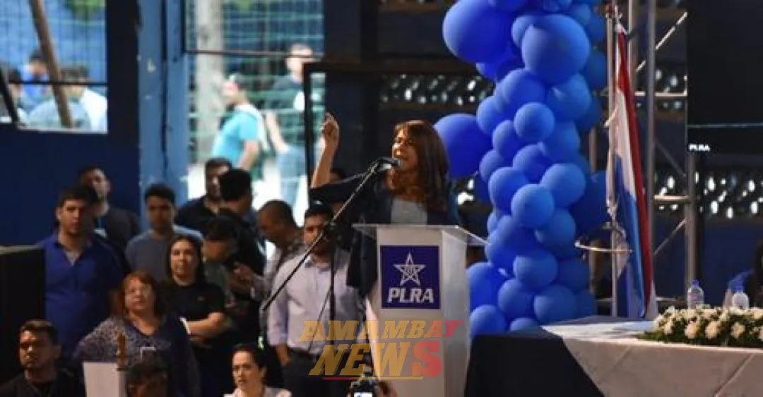 Senadora Celeste Amarilla explica por qué fue abucheada en la convención del PLRA