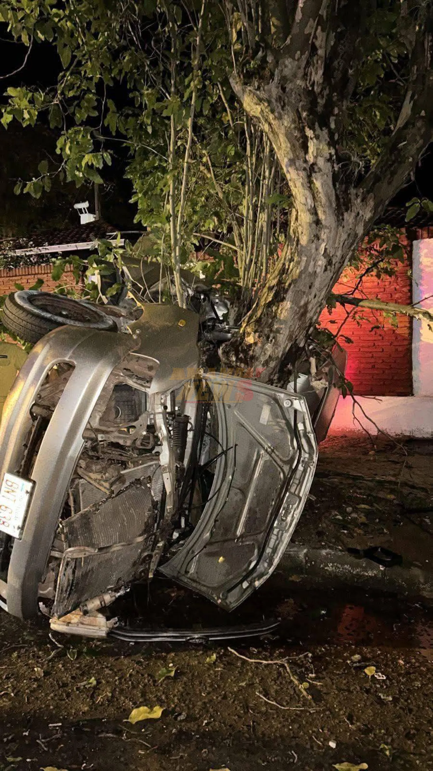 Ayolas: sacerdote falleció tras brutal choque contra un árbol