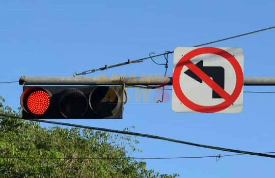 Giros en U o a la izquierda quedan prohibidos en rutas: la multa llega a G. 1 millón