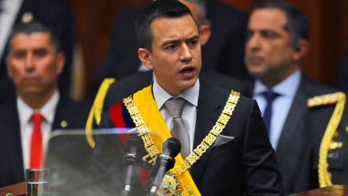 El Gobierno de Ecuador suspende la jornada laboral por dos días ante los apagones