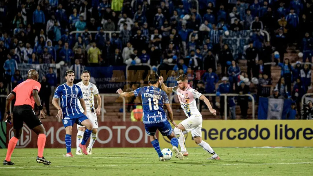 Luqueño cae ante Godoy Cruz en Mendoza