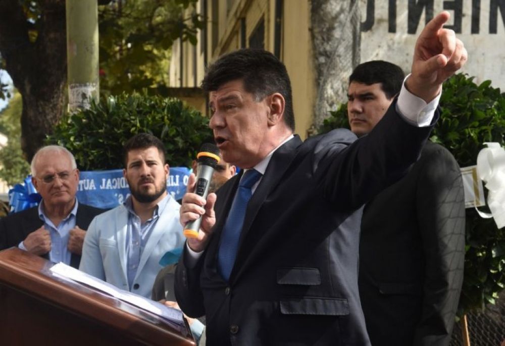 Crisis durará 4 años si no se va Marito, advierte Alegre
