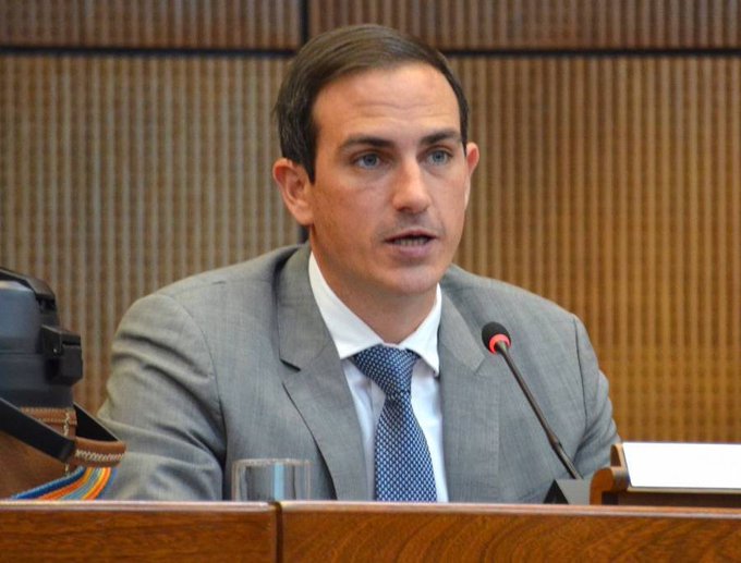 Presidente de Patria Querida dijo que Penner echó por el suelo todos sus méritos políticos