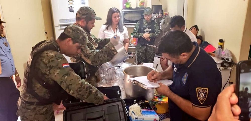 Hallan 20 k de pasta base para cocaína, durante allanamientos en Pedro Juan
