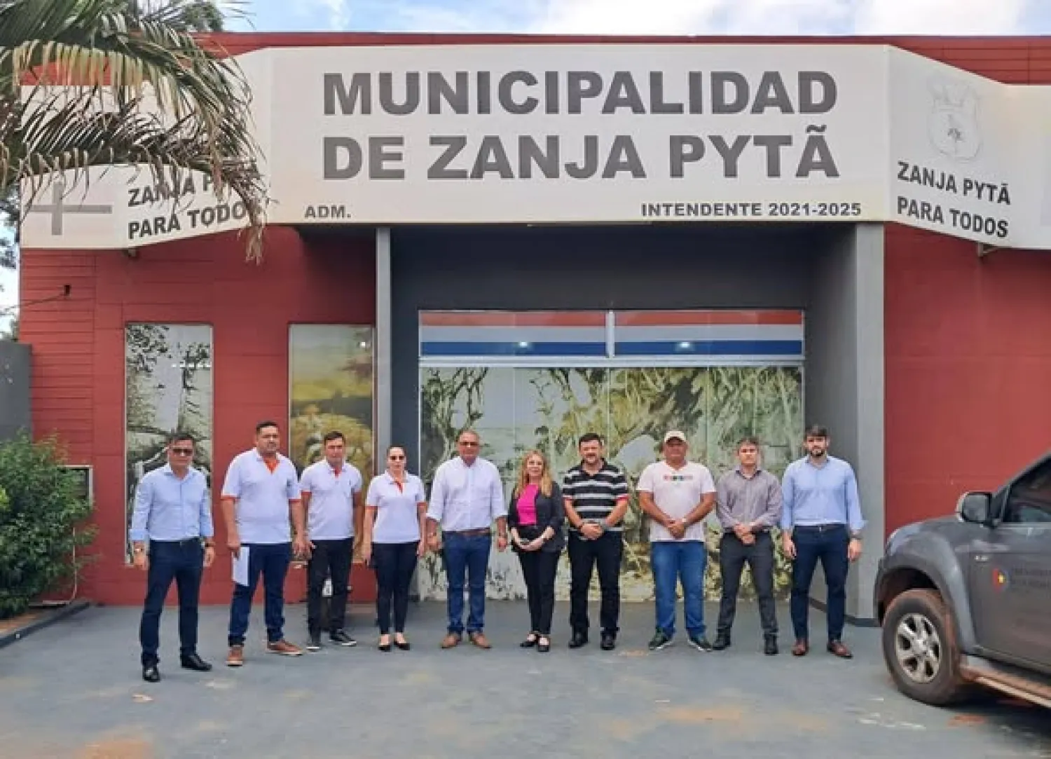 Representantes de la DNLCT visitaron la Municipalidad de Zanja Pytã