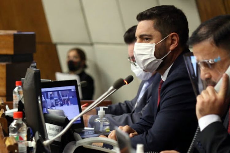 Villamayor no tiene nada que festejar tras salvarse del voto de censura, dice Alliana