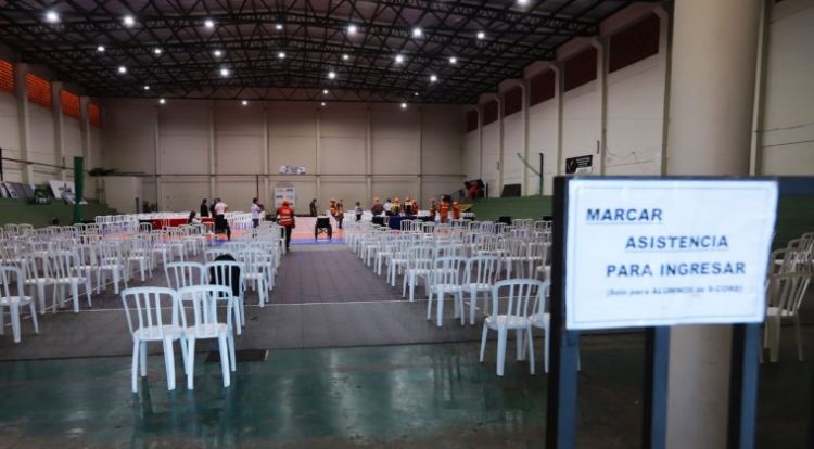 Covid-19: Vacunatorios no operarán este domingo