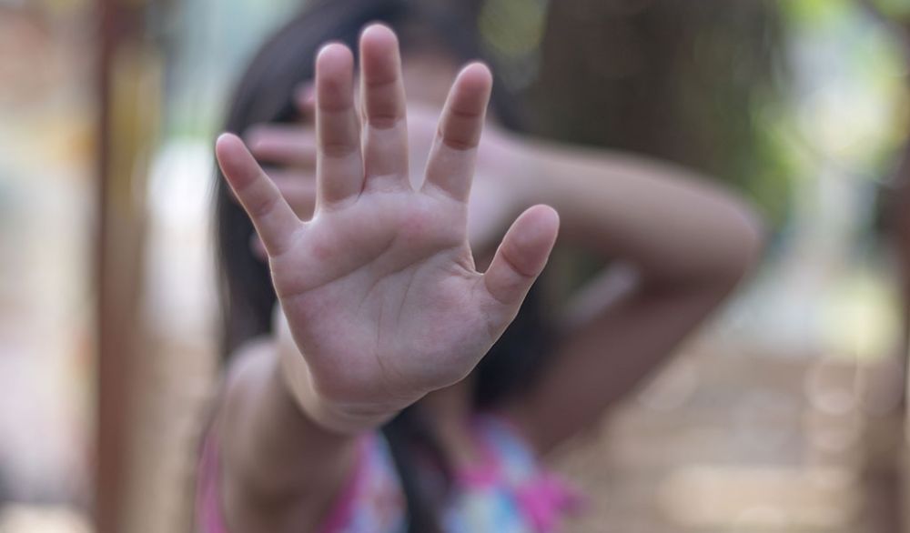 Imputan a hombre por abuso sexual de sus seis hijas