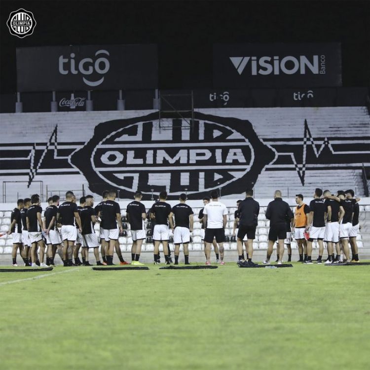 Olimpia: "Con la ida de 12 a 13 jugadores cortamos un 40% del presupuesto"