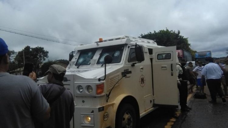 Detienen a supuesto implicado en asalto a transportador de caudales