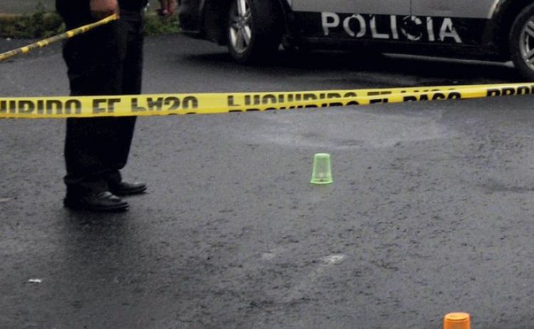 Asesinan a tiros a un sacerdote en una carretera de El Salvador