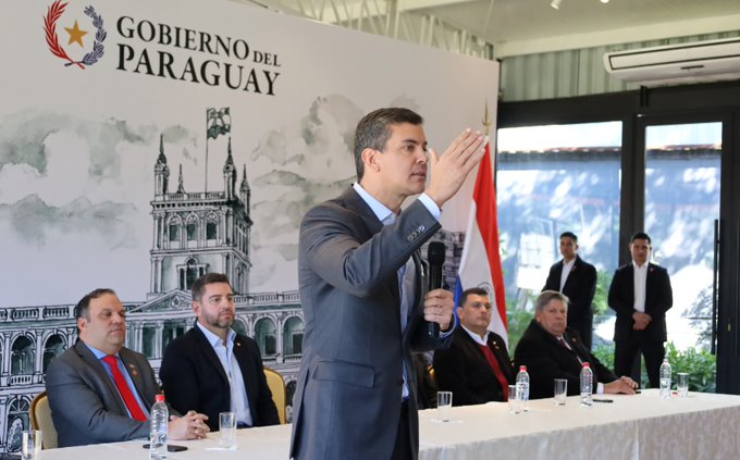 Peña culpa a la prensa por las peleas dentro su partido