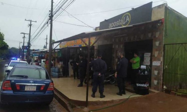 Imputan a sujeto que habría baleado a policía durante asalto en CDE