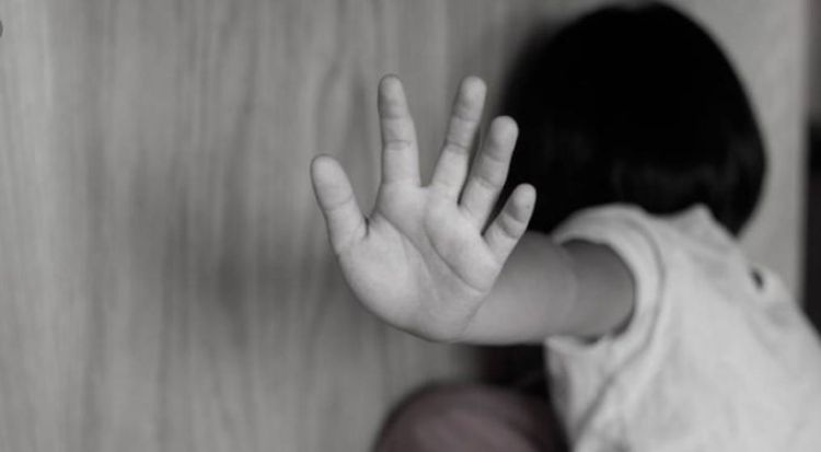 Abusó de una niña de 5 años y lo condenaron a 9