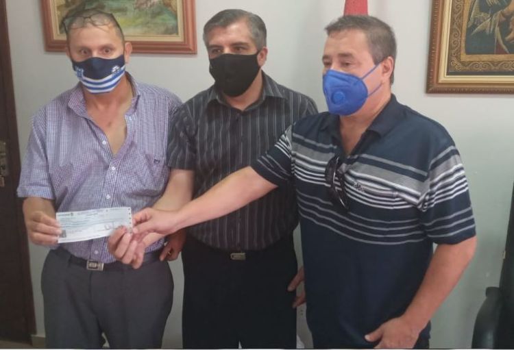 Con aporte de la municipalidad el “Gallo” viaja a Santaní