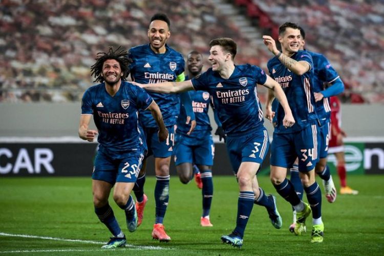 Tottenham, Granada, Arsenal y Roma ganan en la ida de los "octavos"