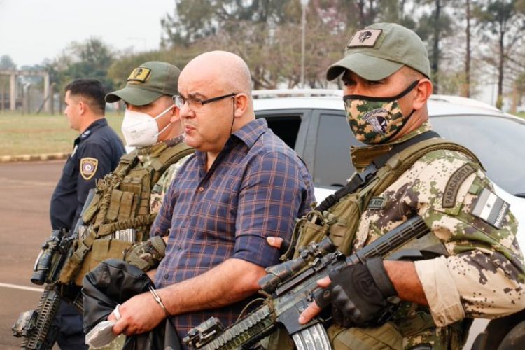 Kassem Mohamad Hijazi, detenido este martes en CDE, es trasladado a Asunción
