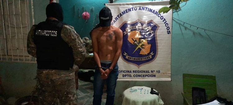 Detienen a presunto vendedor de crack en Concepción