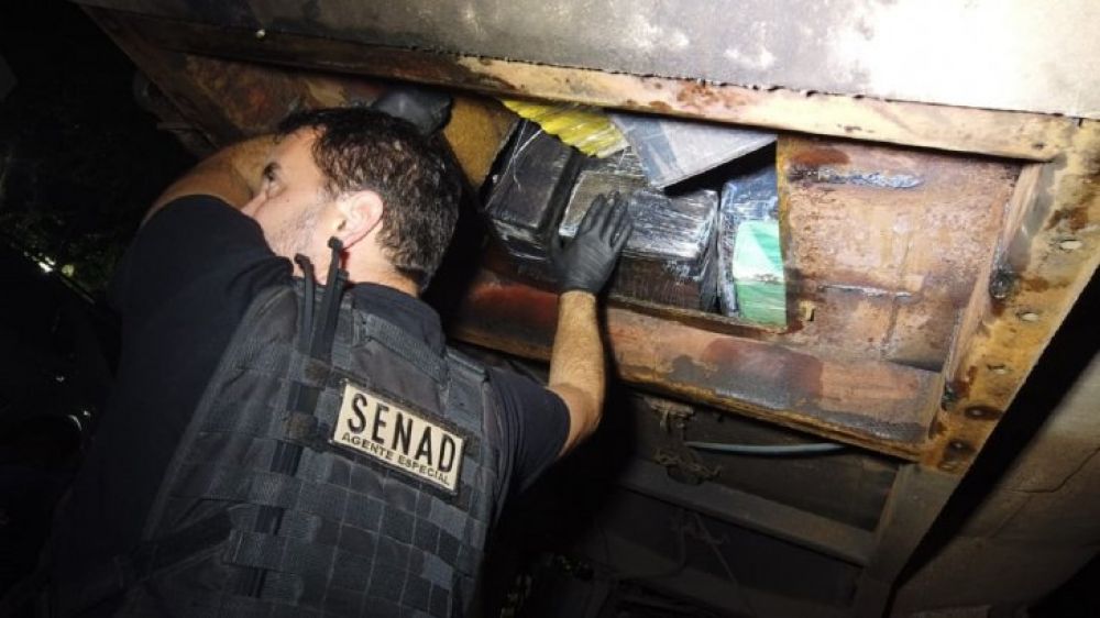 Camión cisterna llevaba carga de 5.088 kilos de marihuana