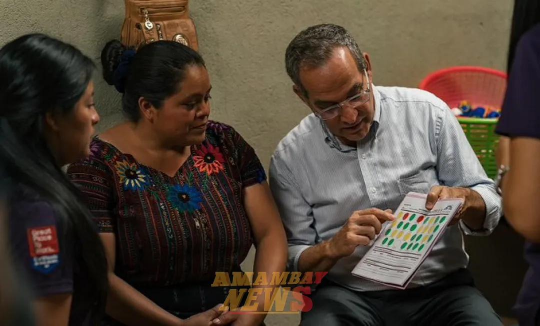 Forbes destaca al Semáforo de Eliminación de Pobreza de la Fundación Paraguaya como clave para erradicar la pobreza mundial