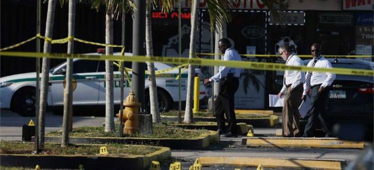 Dos muertos y 20 heridos en un tiroteo en Miami