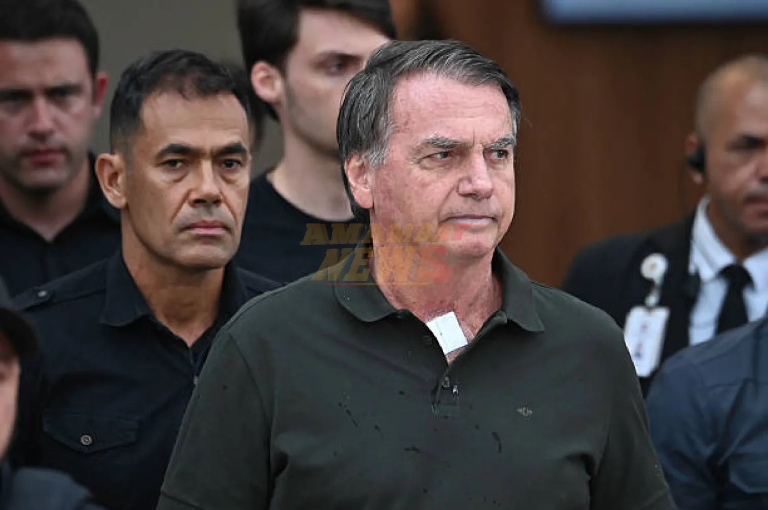 Bolsonaro recibe el alta hospitalaria y vuelve a prisión