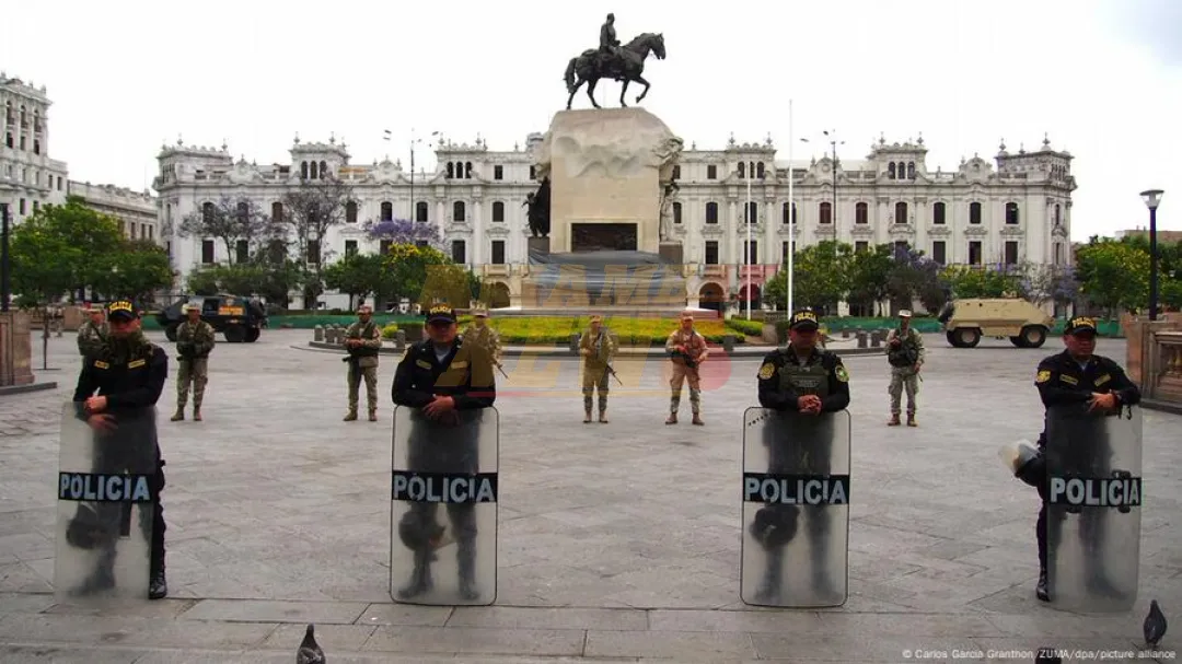 Perú declara estado de emergencia en Lima por violencia